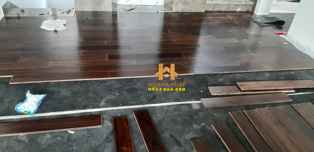 Sàn Gỗ Hoàng Phát thi công ván sàn gỗ Chiu Liu