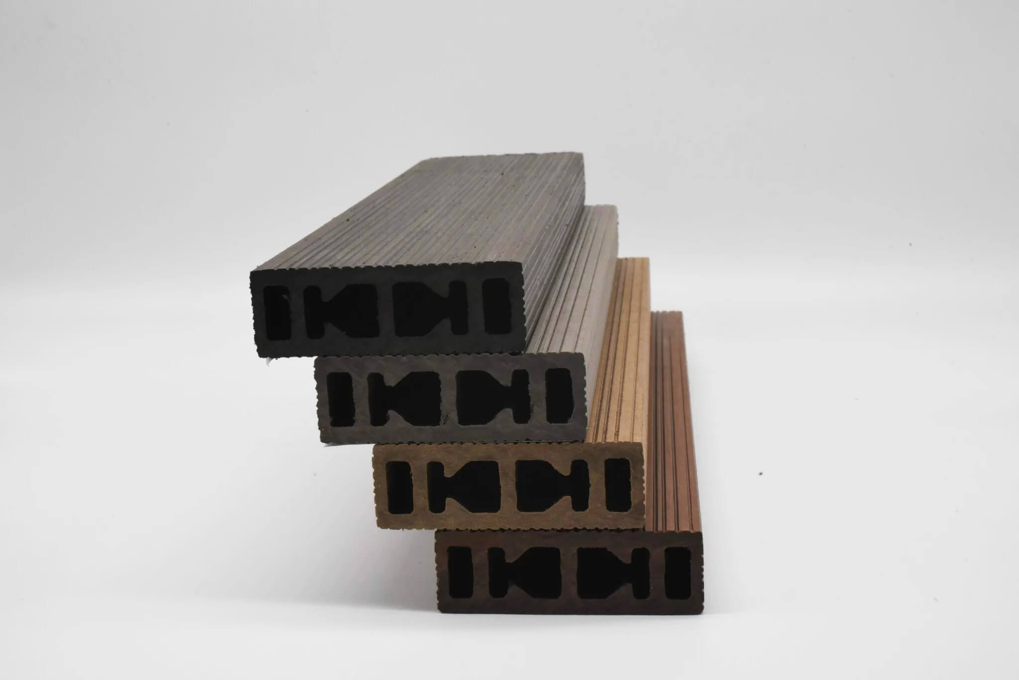 Thanh lam gỗ nhựa 25 x 75mm có 4 màu
