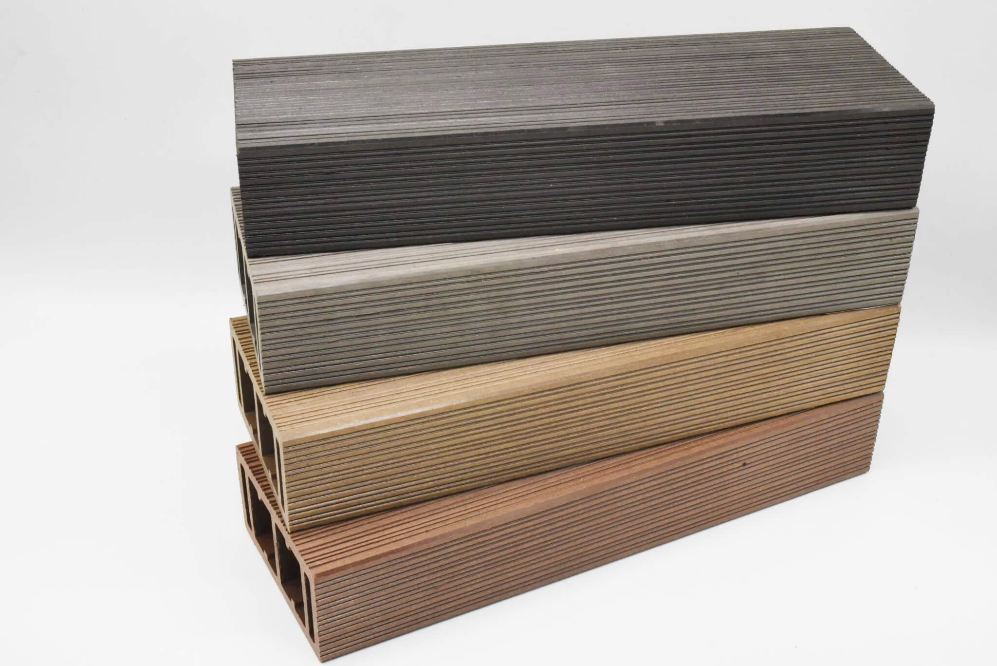 Thanh lam gỗ nhựa Hoàng Phát 50 x 100mm có 4 màu