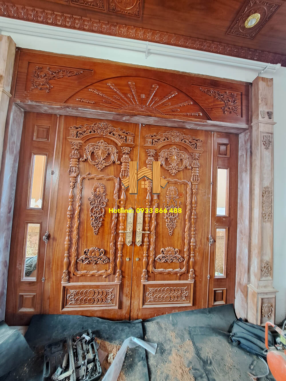 Hoàng Phát thi công trọn gói nội thất gỗ Gõ Đỏ Nam Phi cho biệt thự nhà chị Diệu tại Bình Chánh