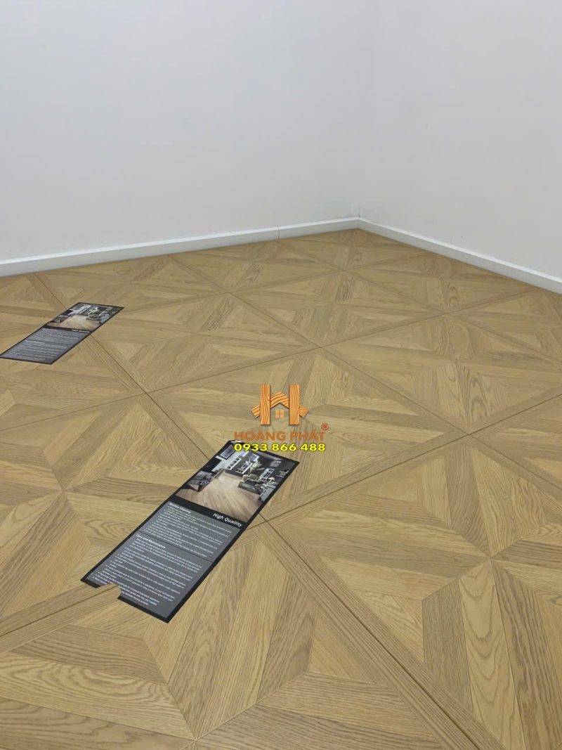 Sàn Gỗ Hoa Văn Rustic Luxury RT 5567