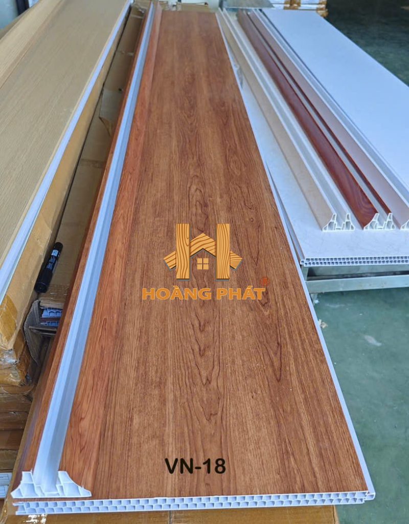 Tấm Vách Ngăn Phòng Nhựa PVC Tiện Dụng HRM18