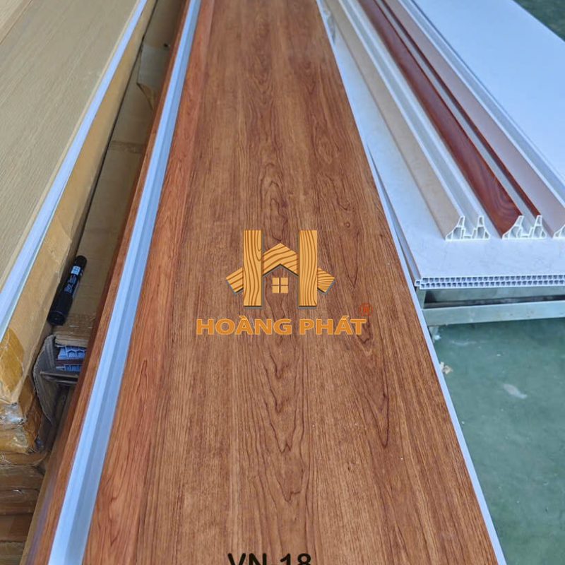Tấm Vách Ngăn Phòng Nhựa PVC Tiện Dụng HRM18