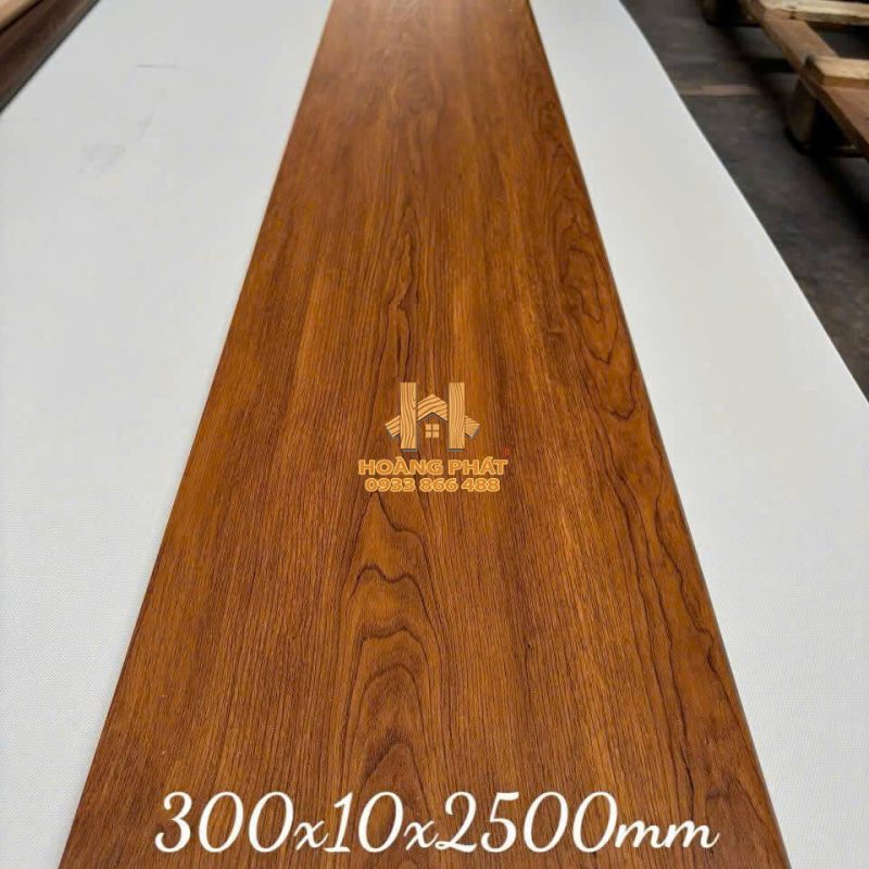 Sàn Nhựa Mặt Bậc Cầu Thang KM01