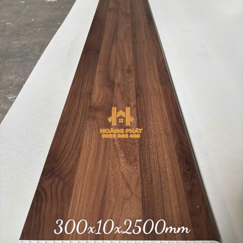 Sàn Nhựa Mặt Bậc Cầu Thang KM03