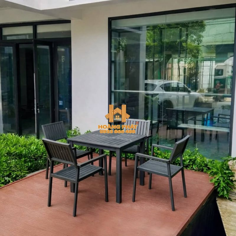 Bộ Bàn Ghế Vuông Nan Gỗ Xám Sân Vườn HP974