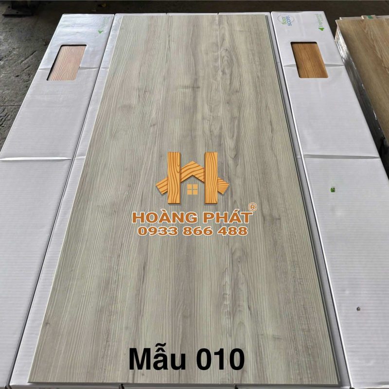 Sàn Nhựa Hèm Khóa Đế Cao Su 5mm Giá Tại Xưởng U010