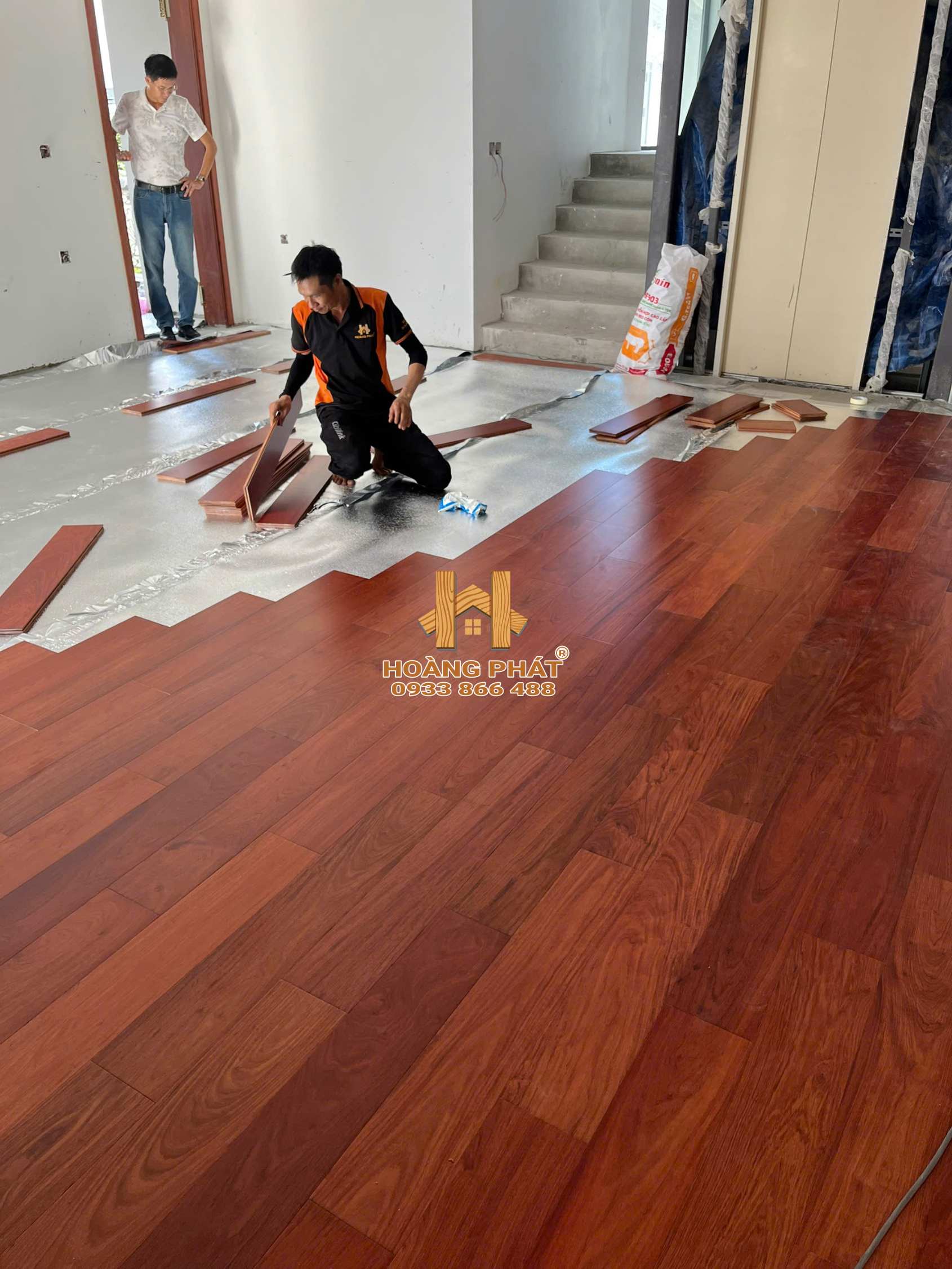 san-go-giang-huong-lao-solid-18-x-155-x-900mm-tai-nha-anh-thin-nghe-an-3 công trình sàn gỗ giáng hương lào solid tại nhà anh Thìn, Nghệ An