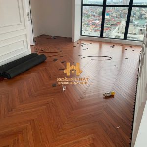 Sàn Gỗ Căm Xe Lào Solid Xương Cá 15 x 55 x 900mm