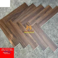 Sàn nhựa hèm khoá xương cá giá tại kho